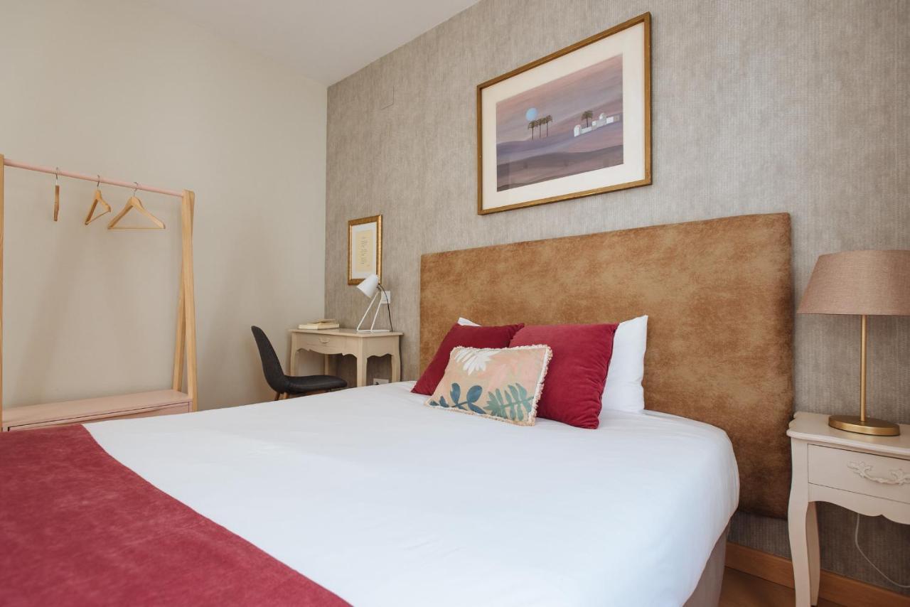 Hostly Acetres 2a-penthouse In Center-fibre-parking Opt Appartement Séville